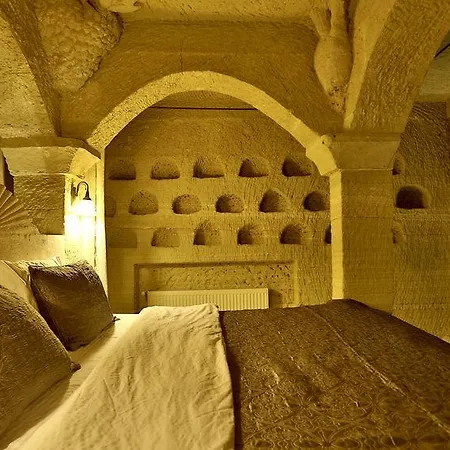 Suzanas Cave Hotel